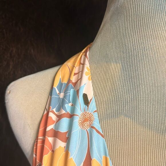 Rip curl bikini top S (3180) - Picture 2 of 5